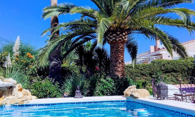 Hoya de los Patos Ski Chalet | Finca Rosalia, a lovely holiday home for 4 people with a private pool on the Costa Blanca