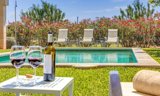 Es Figueral Villa | Finca "Sa Pradera" Ideal for Cyclists with Pool and near Palma