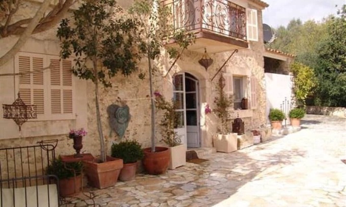 Petra Villa | Finca Salvar in a Mallorcan manor house