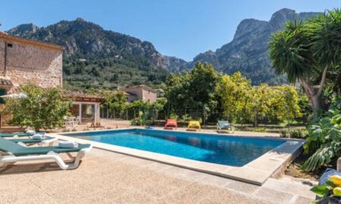 Biniaraix House | Finca Xesca - Three Bedroom House, Sleeps 6
