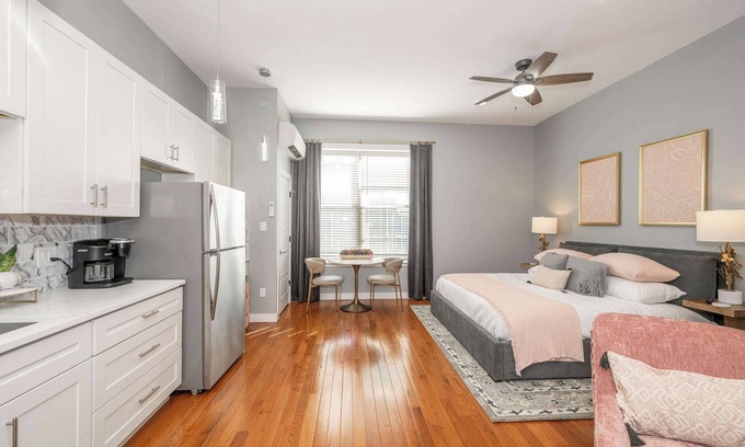 Over-the-Rhine Apartment | Findlay Market Suite 5 – For 2!