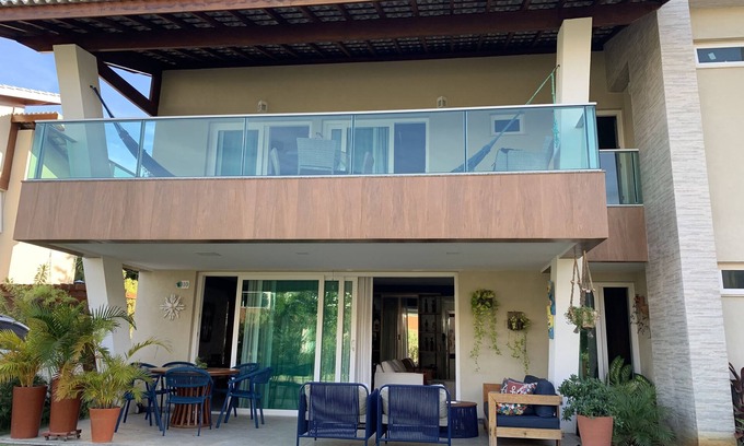 Bela Vista House | Finely decorated, ventilated and right on the sand.