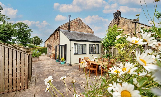 Welton Cottage | Finest Retreats | Quarry Lodge
