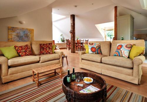 Kingham House | Finest Retreats - The Loft