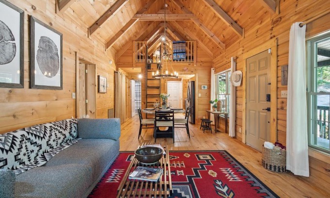 Rutherfordton House | Fire Pit and BBQ Lake Lure Cabin with Outdoor Oasis!