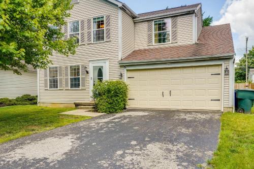 Columbus House | Fire Pit, Fenced-in Yard, Grill Cozy Ohio Retreat