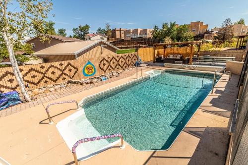 Farmington House | Fire TV, WiFi, Games for kids, Outfitted Kitchen