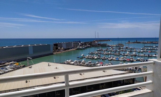 Benicarlo Apartment | FIRST LINE APARTMENT. WIFI