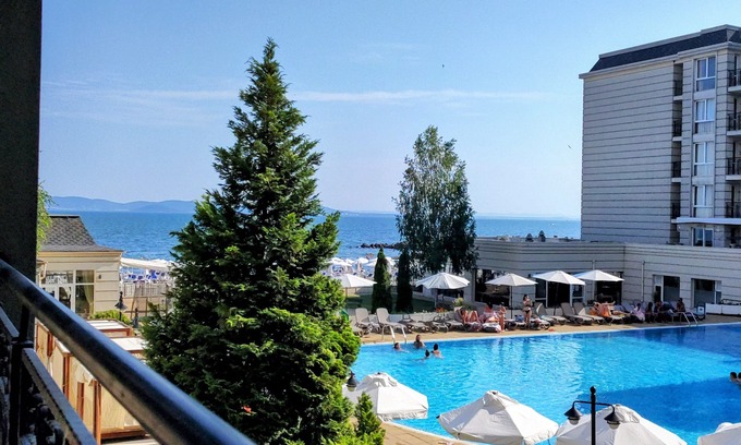 Pomorie Apartment | First line - Sea view cozy studio