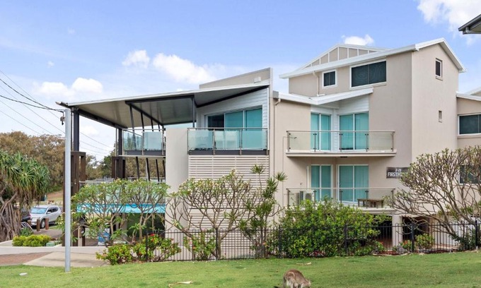 Point Lookout Apartment | First Point Down by Discover Stradbroke