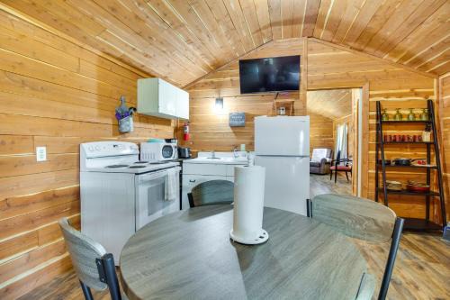 Lakeview House | Fish and Boat Anglers Cabin 2 Mi to White River
