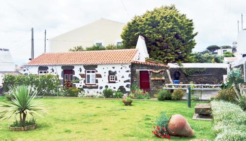 Angra do Heroismo House | Fisherman's House Azores