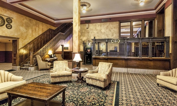 East Hillside Hotel | Fitger's Inn