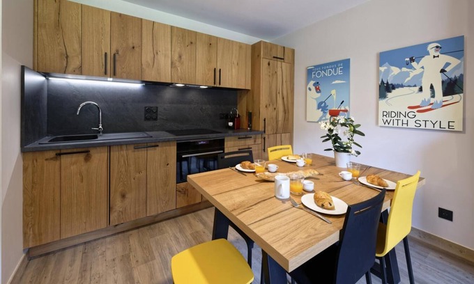 Samoens Apartment | Fitness, swimming pool, sauna, hammam, terrace, balcony, tv, ski locker, 33m², Samoëns