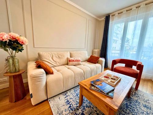 Limoges Apartment | FITZ JAMES 2 Bedrooms 2 Bathrooms in Historic Center