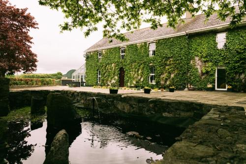 Stradbally House | Fitz Of Inch