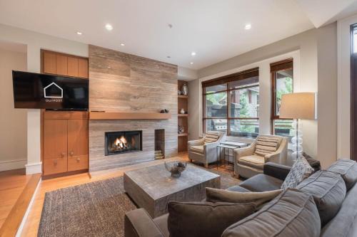 Whistler House | Fitzsimmons Walk 35 by Outpost Whistler