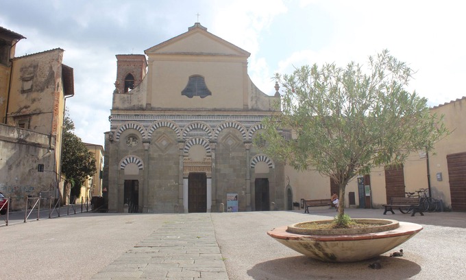 Pistoia Apartment | Five minutes from Cathedral Square, family apartment