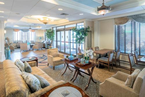 Lawrence Hotel | Five Towns Inn - JFK Airport