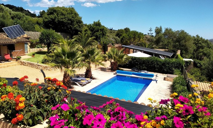 Manacor Apartment | FKK-Finca Mallorca, App.2Pers., large terrace, fantast. View, heated pool, wifi