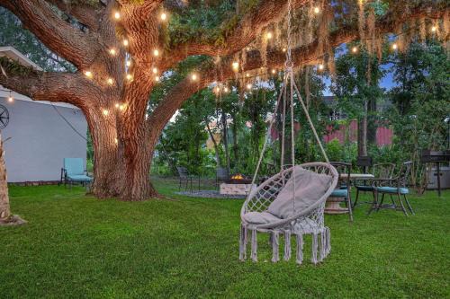 Homosassa House | FL's Nature Coast Getaway - 4BR, 2BA, Boat Parking