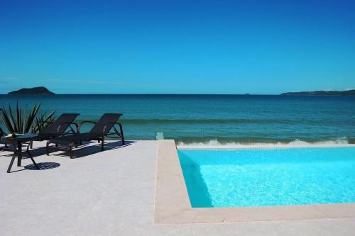Manguinhos House | FL11 - Flat pé na areia Manguinhos