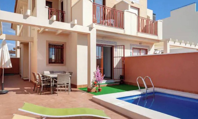 Puerto de Mazarron Villa | Flagship Private Villa 3bed + pool - sleeps 6 Mazarron (FREE WIFI & Air-con)!