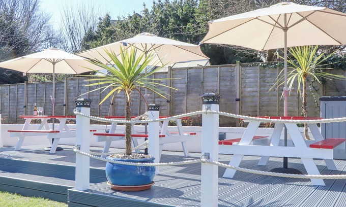 St. Michaels Cottage | Flat 1, Big Tree Holiday Flats