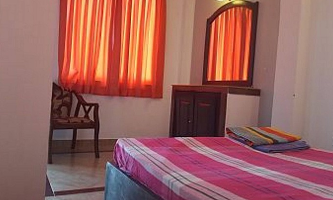 Mount Lavinia Apartment | Flat 5 - Fully Furnished Air-conditioned One Bedroom Apartment in Dehiwala