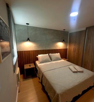 Centro Apartment | Flat completo no Edifício Prime - Centro de Itaboraí - com vista para praça central da cidade