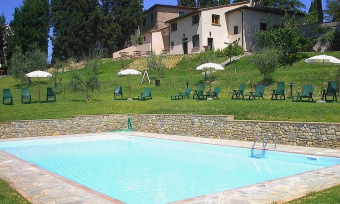 Montelupo Fiorentino Apartment | Flat in a winery in Montespertoli, A/C,Wi-Fi, swimming pool,children friendly,Gi