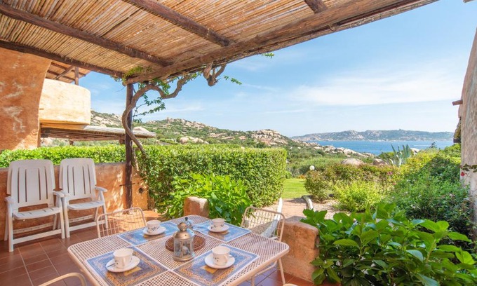 Punta Sardegna Apartment | Flat La Quercia