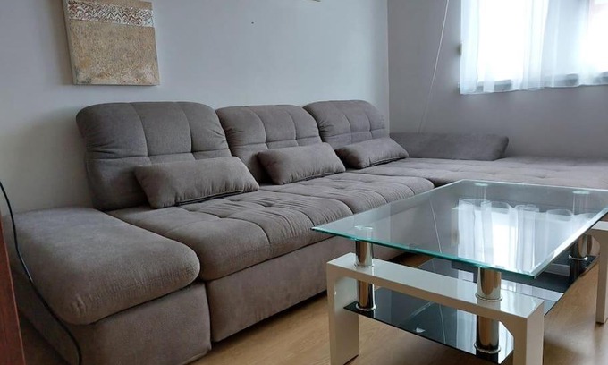 Ujpest Apartment | Flat near the metro terminal