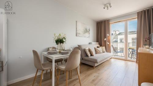 Sztutowo Apartment | Flatbook Apartamenty - Trimare II Sztutowo z bilardem i parkingiem