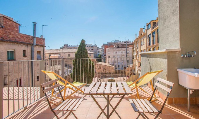 el Mercadal Apartment | Flateli - Plaça Catalunya 42