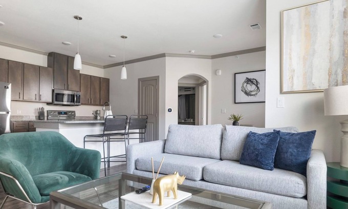 Manor Apartment | Flats 1BD 11 - One Bedroom Apartment, Sleeps 2