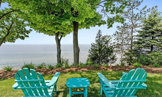 West Olive House | Fletcher Cottage | 4 Bed, 1.5 Bath