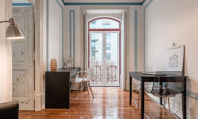 Santo Antonio Apartment | FLH Spacious flat near Av. da Liberdade II