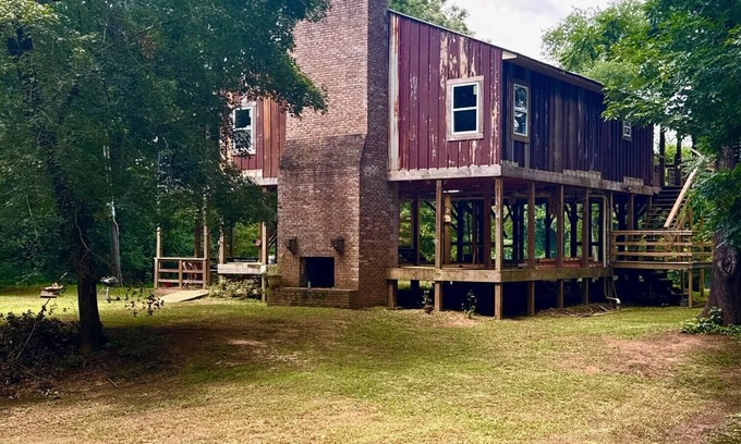 Culloden Cabin | Flint River Fishing at Its Best!