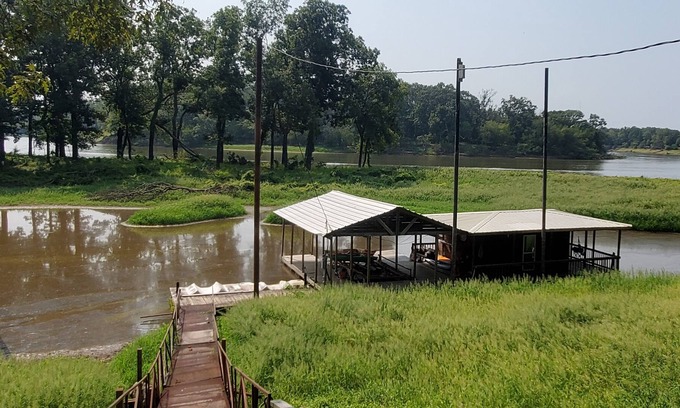 Fairbanks Apartment | Float on the Ouachita River