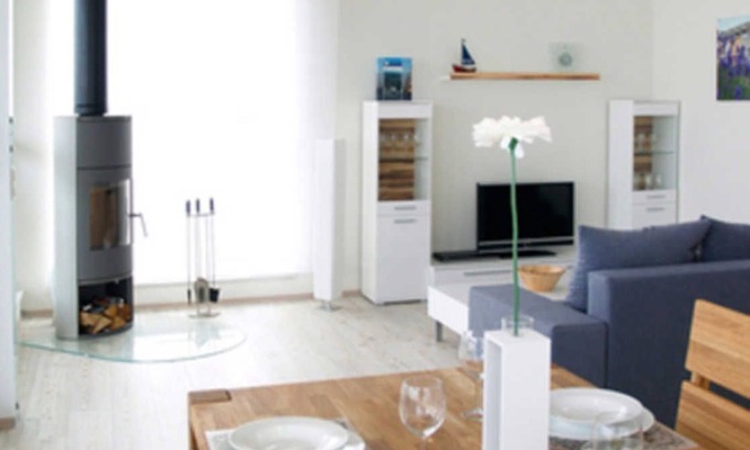 Kroeslin House | Floating House 1 Struck with fireplace - 01. Floating Houses (95 m²) with fireplace