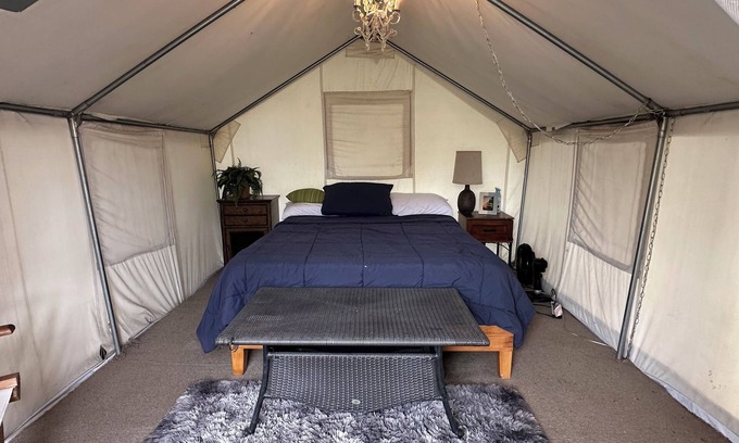 Isleton House | Floating Sunset Cabana #1
