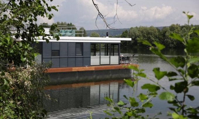 Hoexter Boat Rental | Floatinghouses Weserbergland - Ferien auf dem Wasser