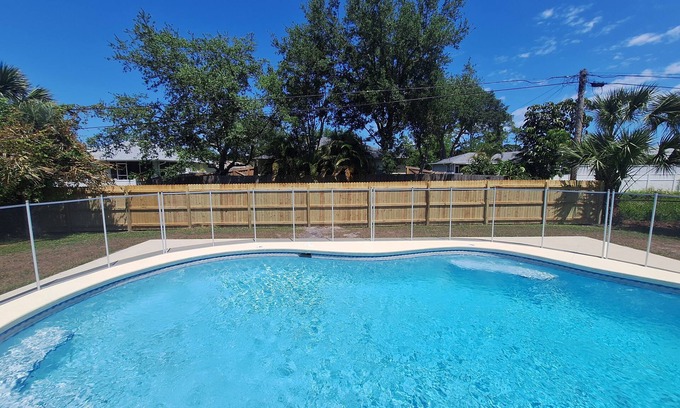 Sebastian Highlands House | 🍹🌞 Florida Getaway! New Pool Heater, Fenced Yard,Close to River and Beaches!
