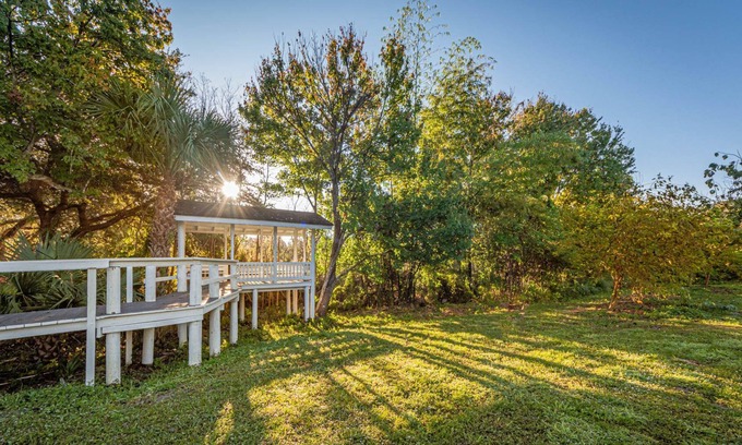 Sebastian Cabin | Florida Nature Lodge in beautiful Sebastian, FL.