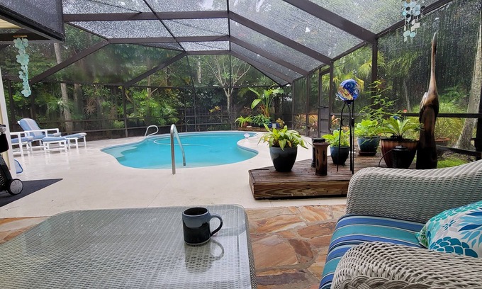 Melbourne Beach House | Floridian home w/pool & short walk to private beach & river park for kayaking.