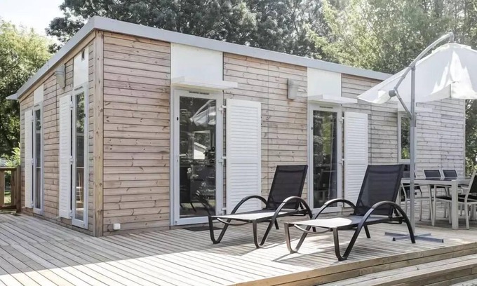 Saumur House | Flower Camping L'Ile d'Offard * - Mobil home Premium 40m2 (2 bedrooms) + CLIM + TV + panoramic terrace + bed linen + towels 4 people