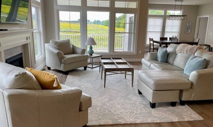 Canandaigua House | FLX! New! Upscale, modern 3-bedroom townhome in the heart of Canandaigua