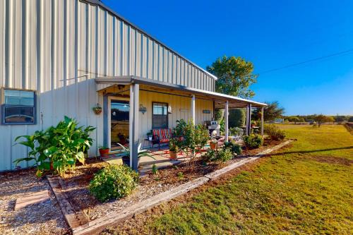 Wise County House | Fly Inn Cottage