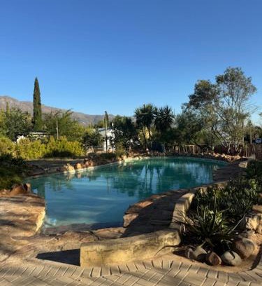 Porterville Hotel | Flyers' Lodge